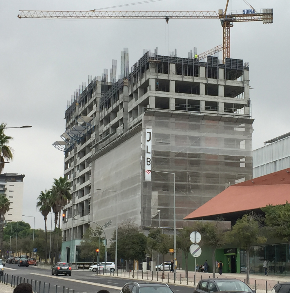 Edifício Orpheu Parque das Nações 14